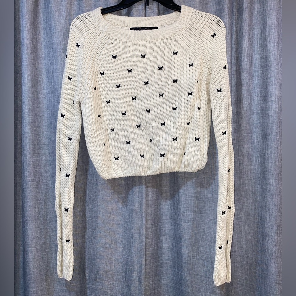 Butterfly Cropped Sweater